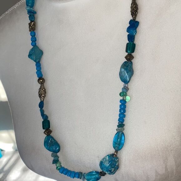Vintage Turquoise Beaded Necklace!  - Picture 7 of 11